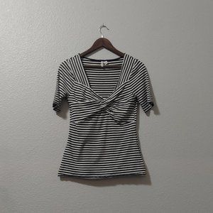 ELLE Black and White Shirt Size M